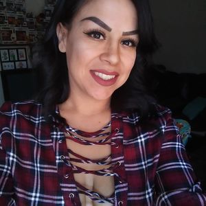 Meet your Posher, Julieta